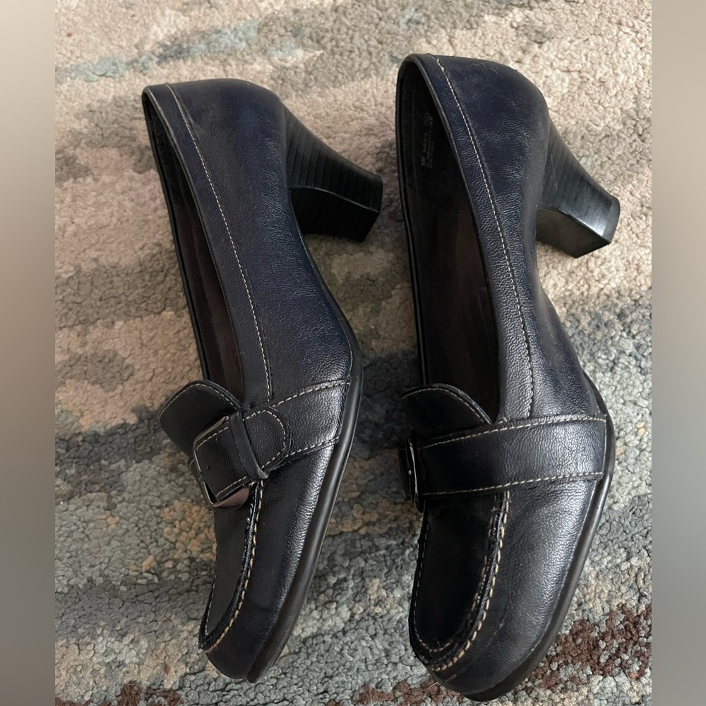 Navy Leather Heeled Loafers
